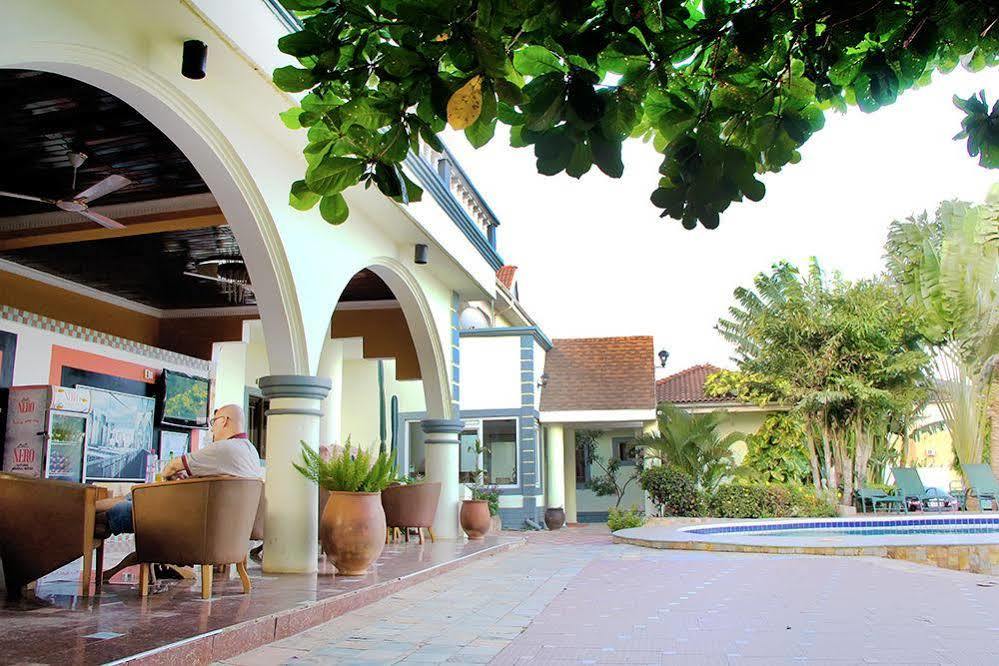 Grand Casamora Hotel Ogbodjo Exterior foto